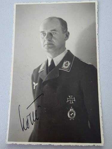 Top portrait - top,