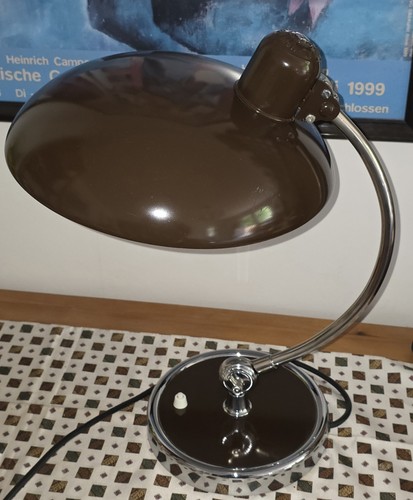 Kaiser idell 6631 braun