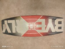wakeboard mit bindung Hyperlite Bindung Größe 40 / Byerly Wakeboard 138cm