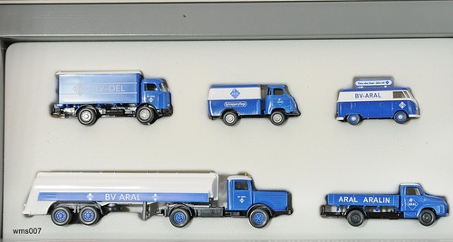 Wiking pms 00 edition - pms,