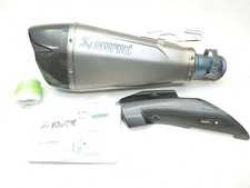 AKRAPOVIC-AUSPUFFANSCHLUSS