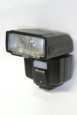 Nissin i40 Blitz / Blitzgerät
