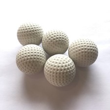 Minigolfbälle 5 weiße genoppte Standard Anlagenbälle