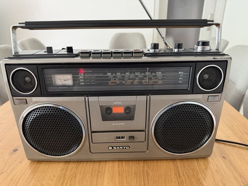 Ghettoblaster sanyo 9930k - ghettoblaster,