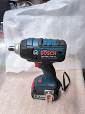 BOSCH Professional GDS 18V-300 Akku-Drehschlagschrauber mit 2 Akku und Laderegel
