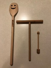 3 Küchenhelfer aus Holz Honiglöffel / Rührer / Crepes-Verteiler - NEU -