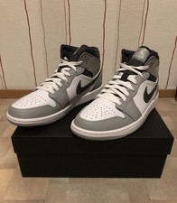 Nike Air Jordan 1 Mid Light