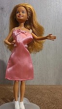 Tolle Barbie Mattel  Stacie