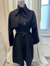 Giorgio Armani Mantel 