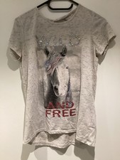 Schönes T.Shirt in Gr. 170/176 von C&A Here&There