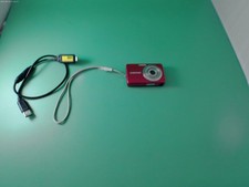 Kamera Samsung ST30 rot