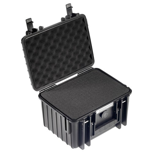 Outdoor case type - b&w,