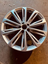 1 defekte 19 Zoll Felge