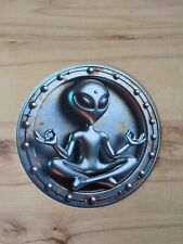 Alien - Meditation - Metallschild - Deko -