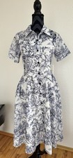 Toile de Jouy Kleid, Schiffe