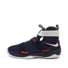 Nike Damen Soldier 10 Sneaker