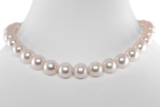 Südsee Perlenkette 34 Perlen 750 Weißgold Länge 38,0 cm  [BRORS 19961]