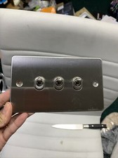 Knightsbridge 3G Kippschalter 10A 250V