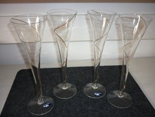 Leonardo vier  Sektflöten