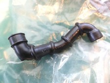 Mercedes Motor M103 Schlauch Leerlaufsteller an Saugrohr NOS!