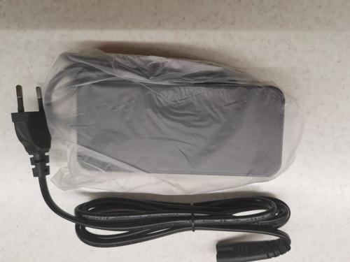 Battery charger xve083 4200200 - battery,