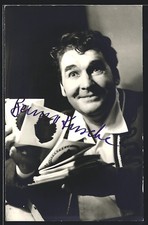 Opernsänger Bruno Paul Kusche mit Faltblättern, Autograph, Ansichtskarte 