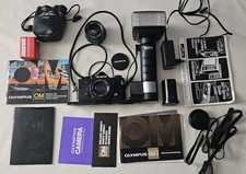 Olympus OM-1 Black + Zuiko 50 mm f/1.8 + 28 mm f/2.8 + Metz 45 CT-1 – Vintage 