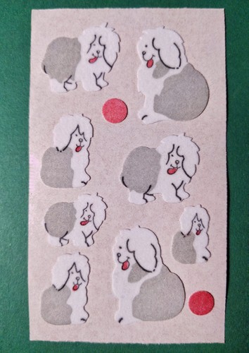 Fuzzy stoffsticker - 🦴fuzzy,