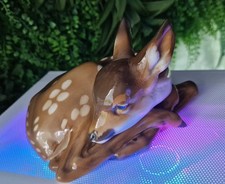 Reh roe Figur Porzellanfigur