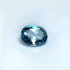 Blautopas swiss blue