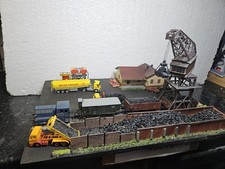 Verladestelle Kohlen-Heizöl-Handel H0 Diorama 1:87 mit  Kran und Güterzug