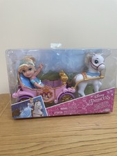 Disney Prinzessin Cinderella Petite Puppe Royal Kutsche & Pony Set