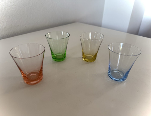 Farbige trinkgläser - farbige,