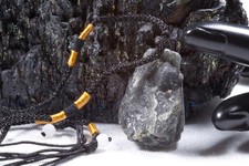 Edelstein Anhänger aus rohem Spektrolith ca. 2cm-3cm mit Halskette
