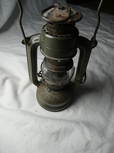 Alte feuerhand atom - alte,