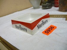 5956.     Alter Aschenbecher