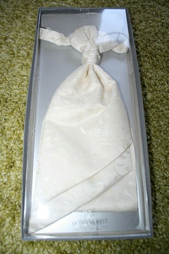 Wilvorst plastron und - plastron,