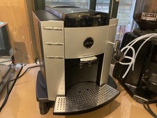 Jura Impressa F90 Kaffeevollautomat + 12 Monate VOLLE Gewährleistung