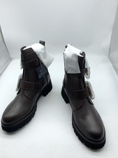 STEFFEN SCHRAUT by Kennel &