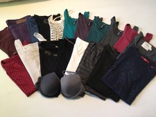 Bekleidungspaket Damen Gr. 36/38 S M Jeans Langarmshirt Top BH Bluse 22 Teile