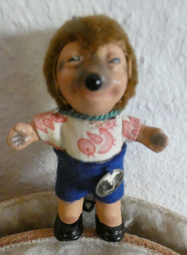 Mecki figur groß ton - 8,