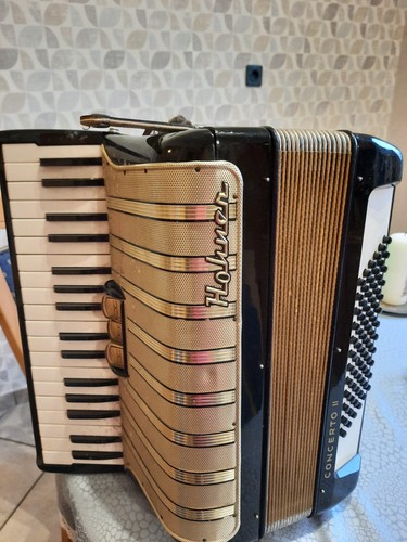 Akkordeon hohner concerto - ii,