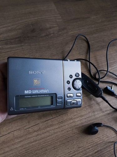 Sony minidisc walkman - mz-r3,