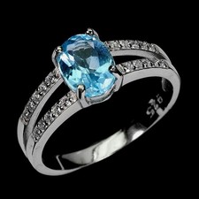 GJ69 * SWISS blue topas 8x6mm