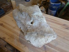 Quellstein Brunnenstein mit