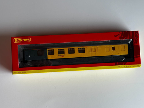 Hornby r4994 network rail - hornby,