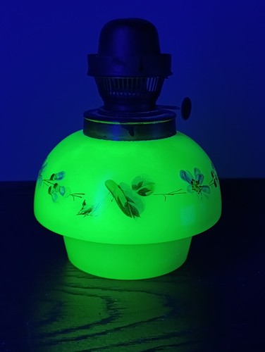 Opaline antique ditmar uranium - opaline,