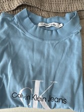 calvin klein T shirt
