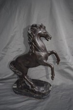 Bronze Springendes Pferd auf