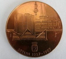 Medaille DDR - 750 Jahre Berlin,  Hauptstadt der DDR -Stadt des Friedens, 60 mm